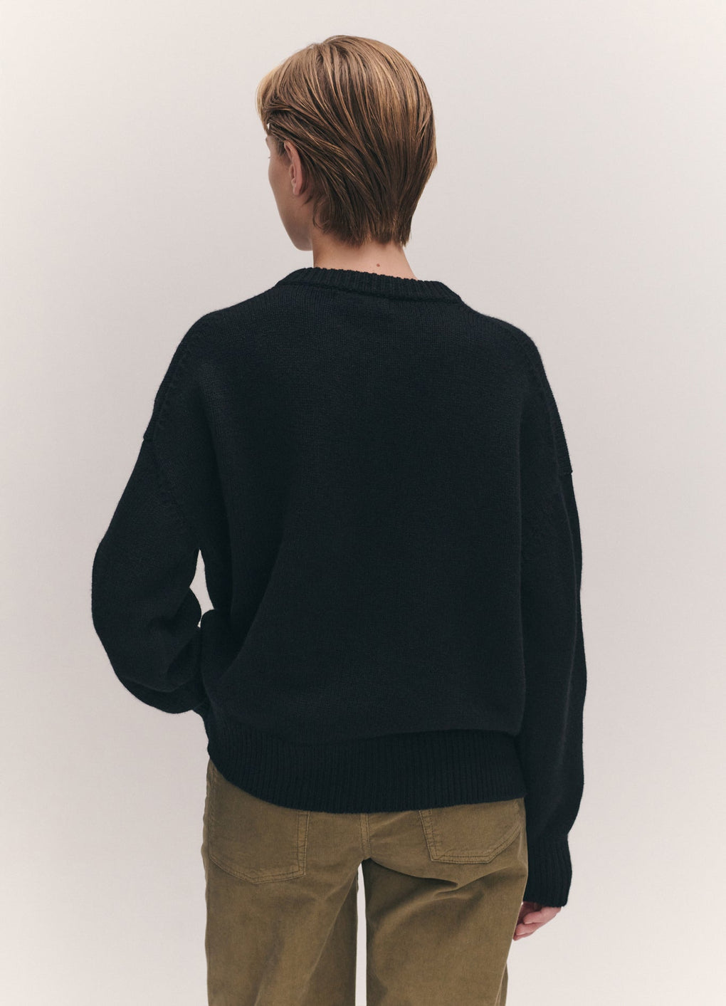 Balla V-Neck Sweater