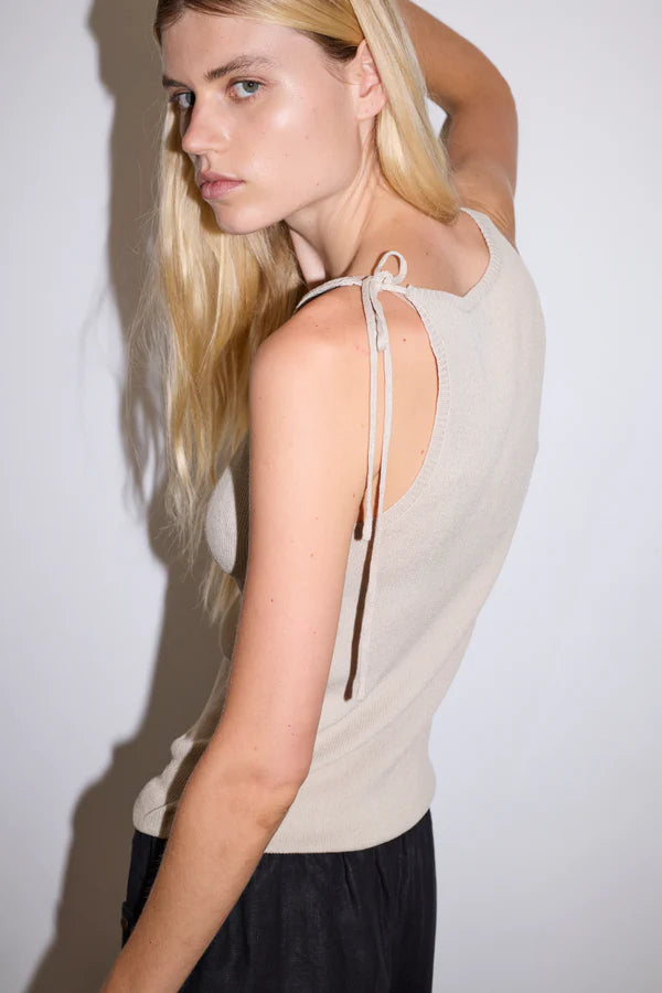 One Tie Top