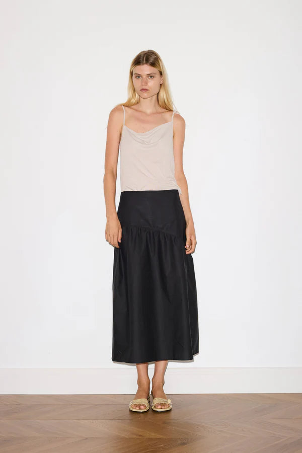 Angle Skirt