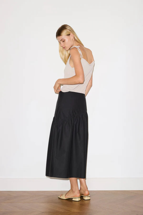Angle Skirt