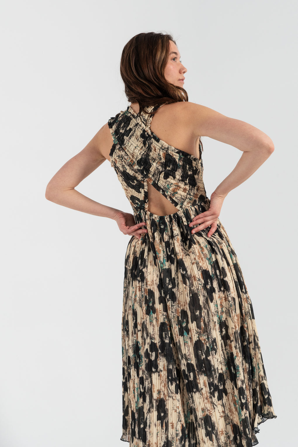 Printed Pleats Smock Midi Straps Dress