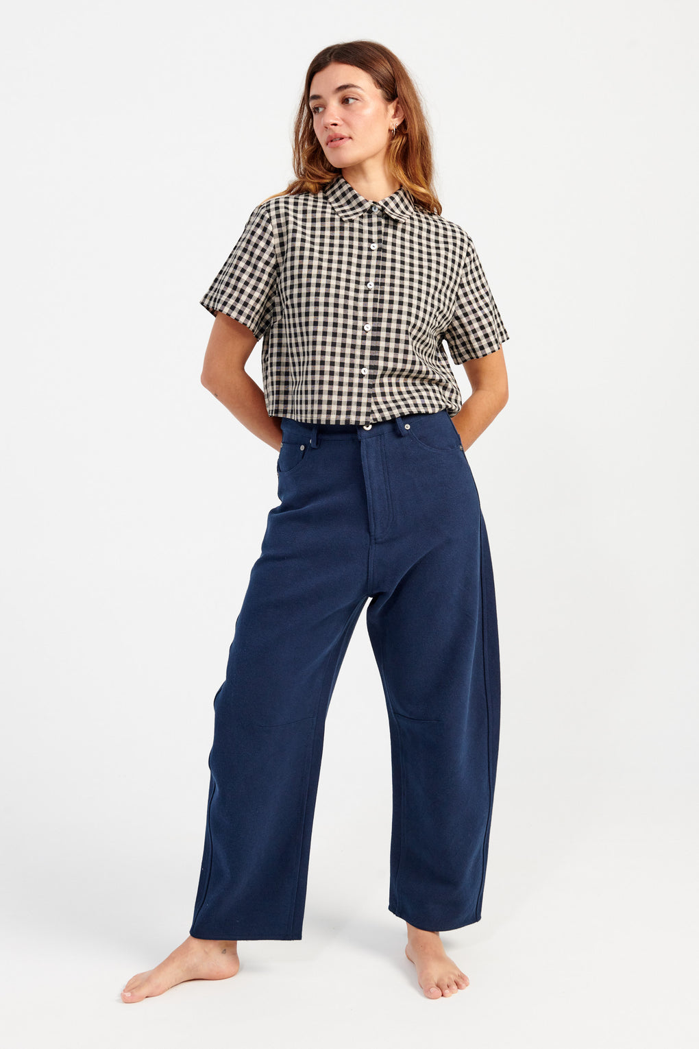 Relaxed Curve Legged Trouser