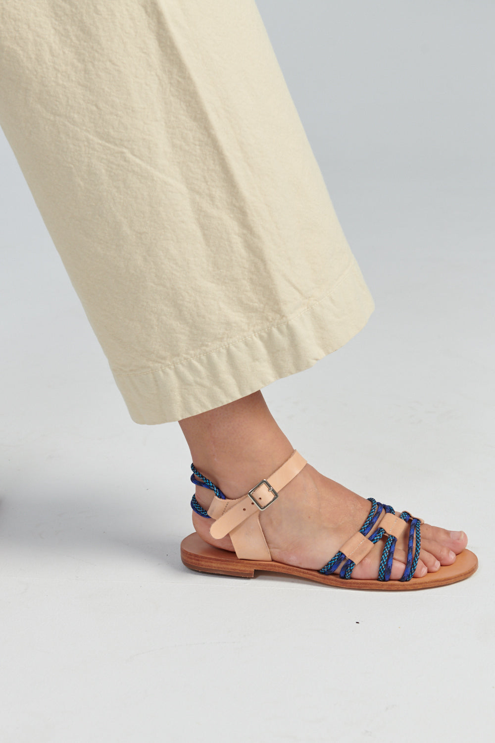 Cleo Flat