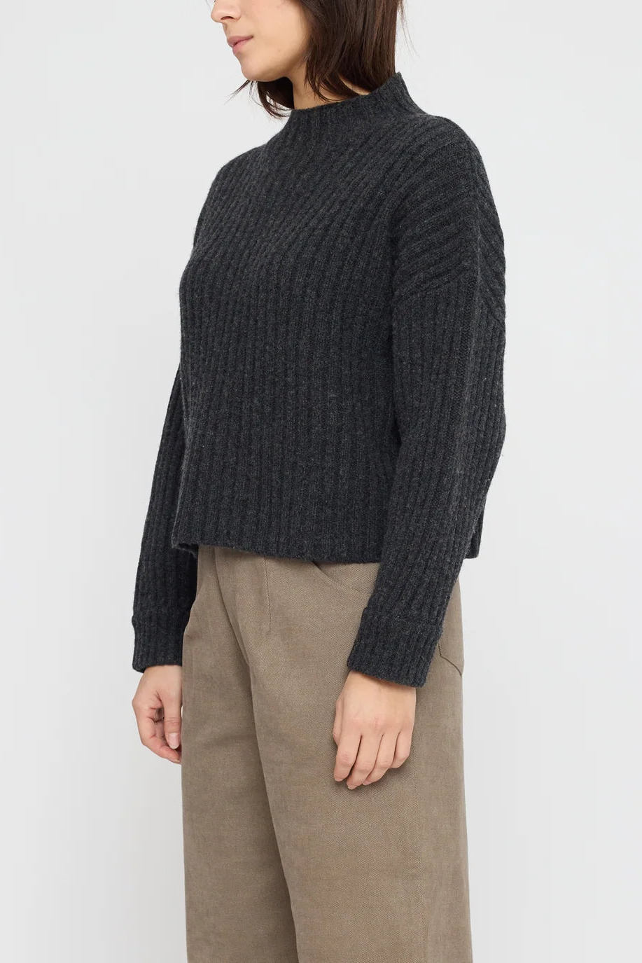 Chunky Ribbed Mockneck Sweater