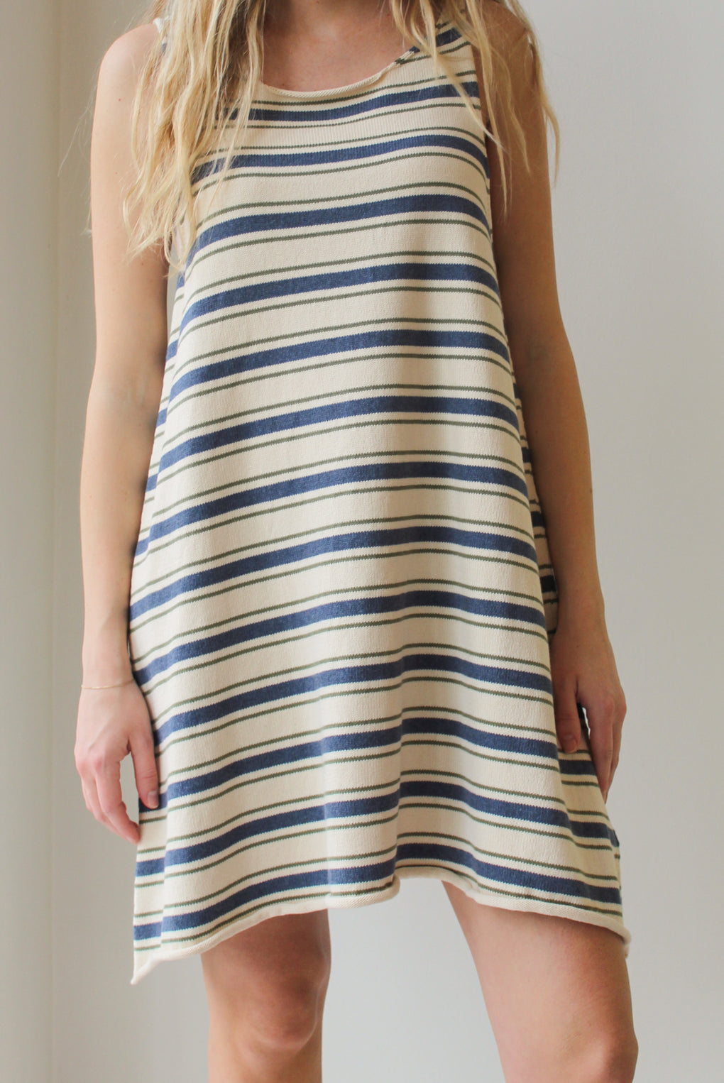 Thea Dress