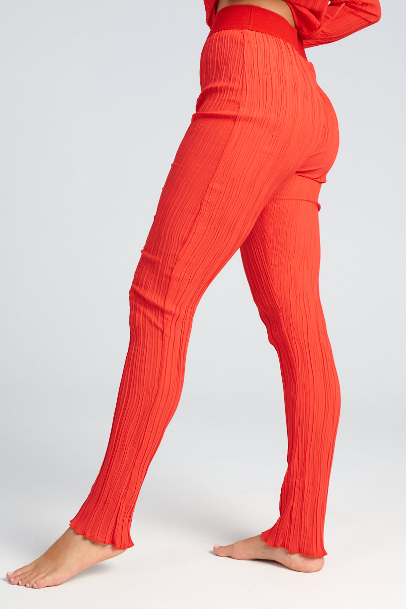 Nomia Long Plisse Pant-Nomia red pants-crinkle red pants-elastic waist red trousers-Idun-St. Paul