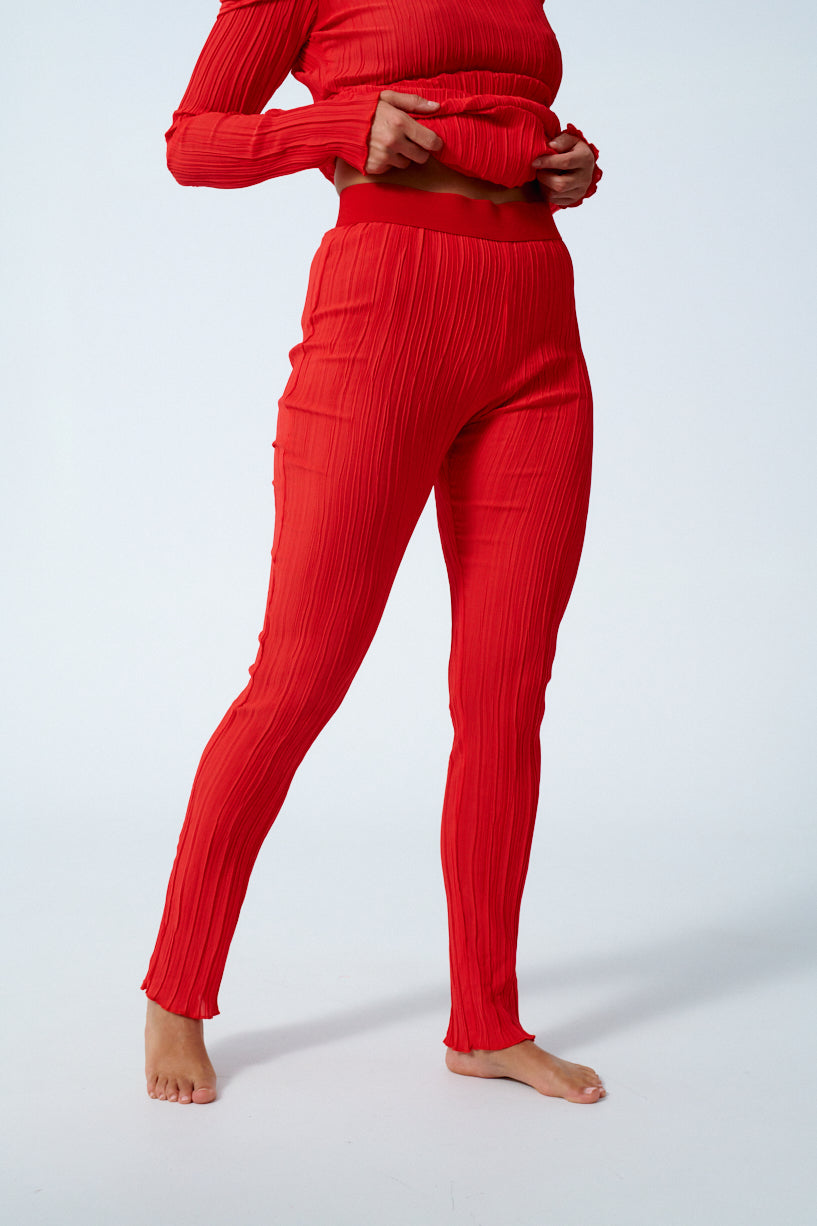 Nomia Long Plisse Pant-Nomia red pants-crinkle red pants-elastic waist red trousers-Idun-St. Paul