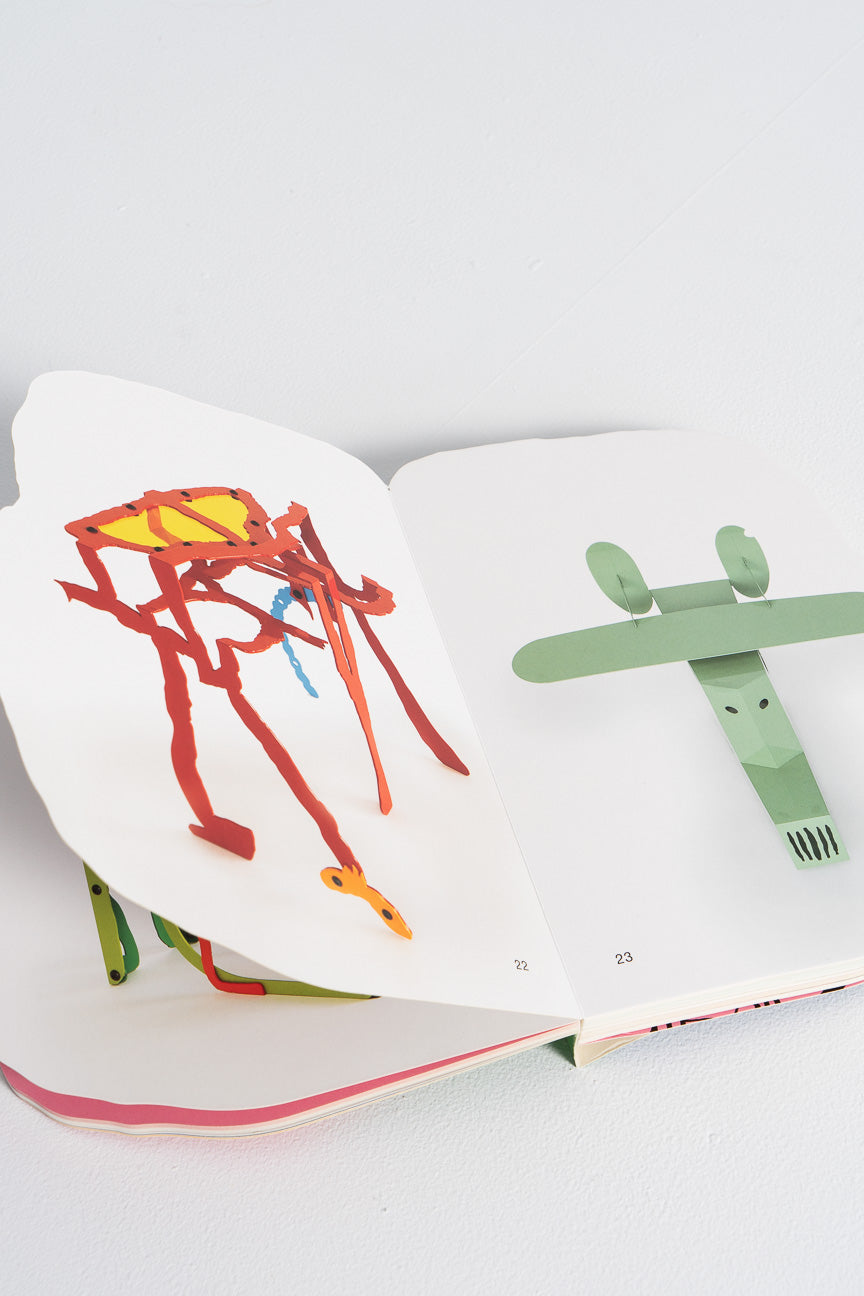 A Thing On a Table In a House-Apartamento books-Idun-St. Paul