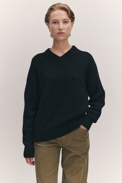 Balla V-Neck Sweater