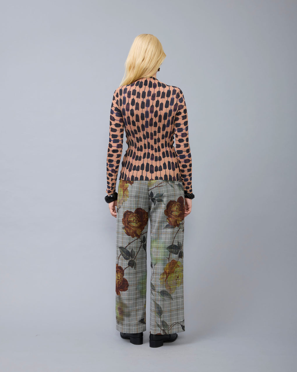 Susi Cross Pleated Top