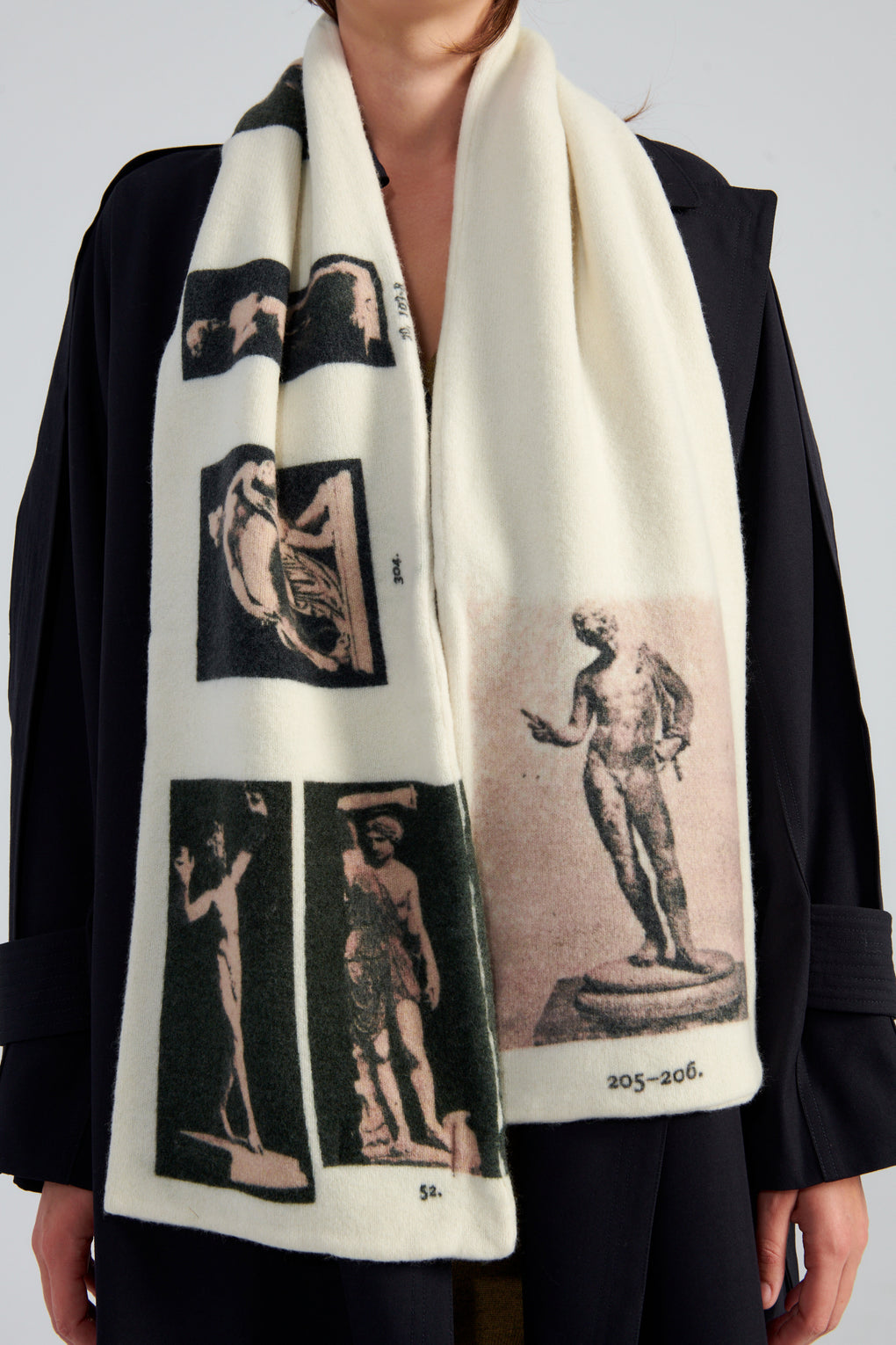 Narcissus Scarf