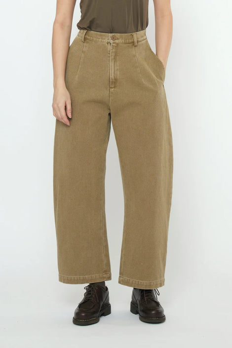 Tailored Curve Legged Trouser