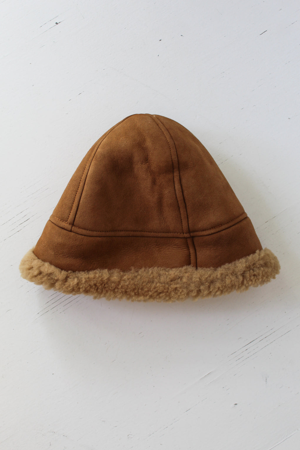Suede Curly Cap