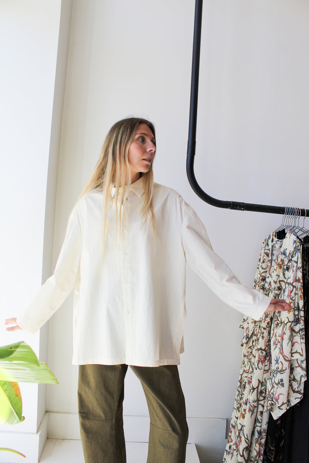 Papery 3/4 Button-Down