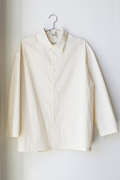 Papery 3/4 Button-Down