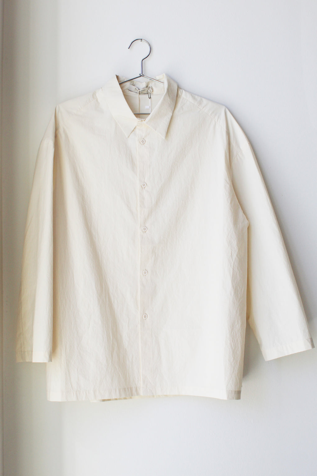 Papery 3/4 Button-Down