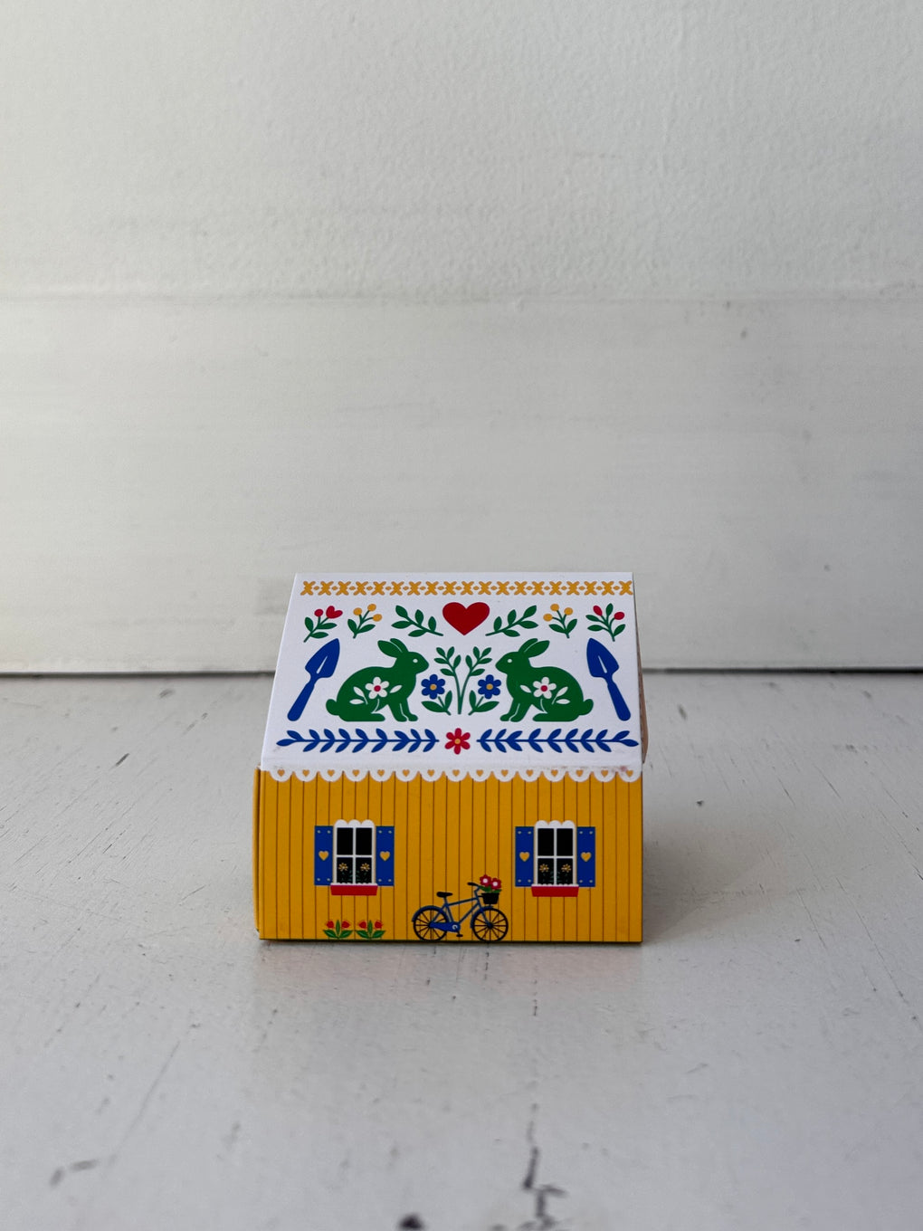 Tiny Living Matchbox Cottage