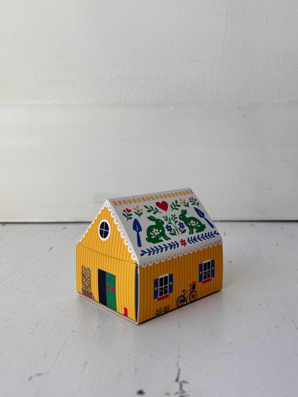 Tiny Living Matchbox Cottage