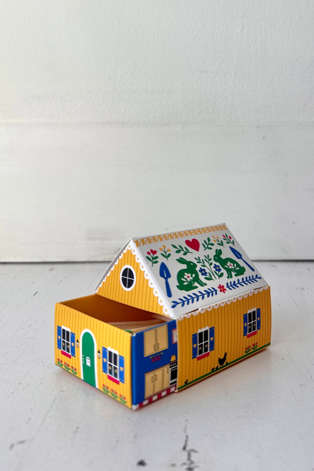 Tiny Living Matchbox Cottage