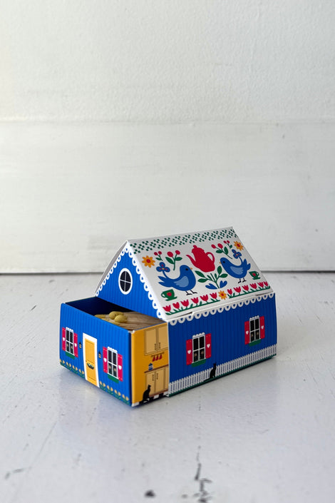 Tiny Living Matchbox Cottage