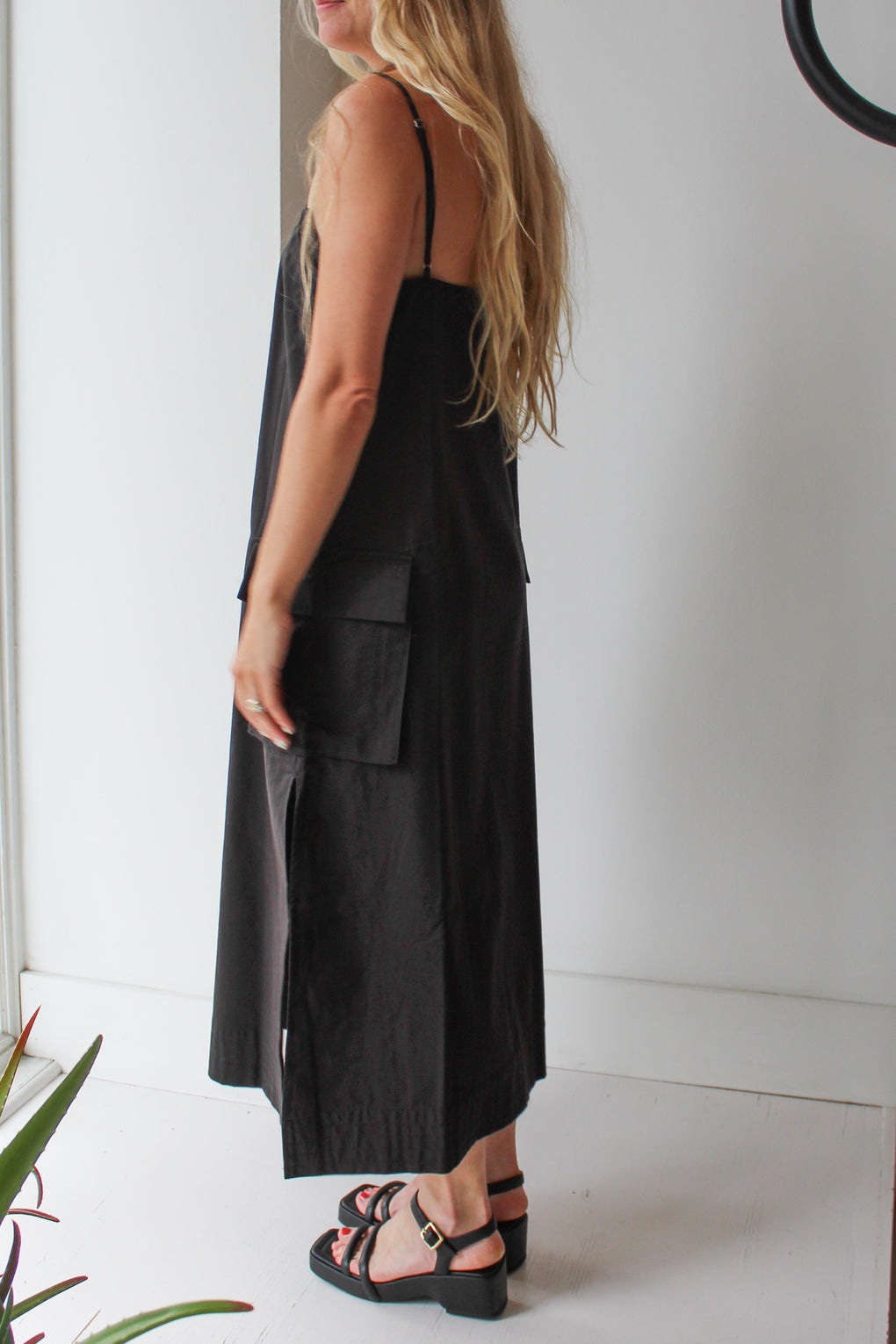 Cargo Tie Midi Dress