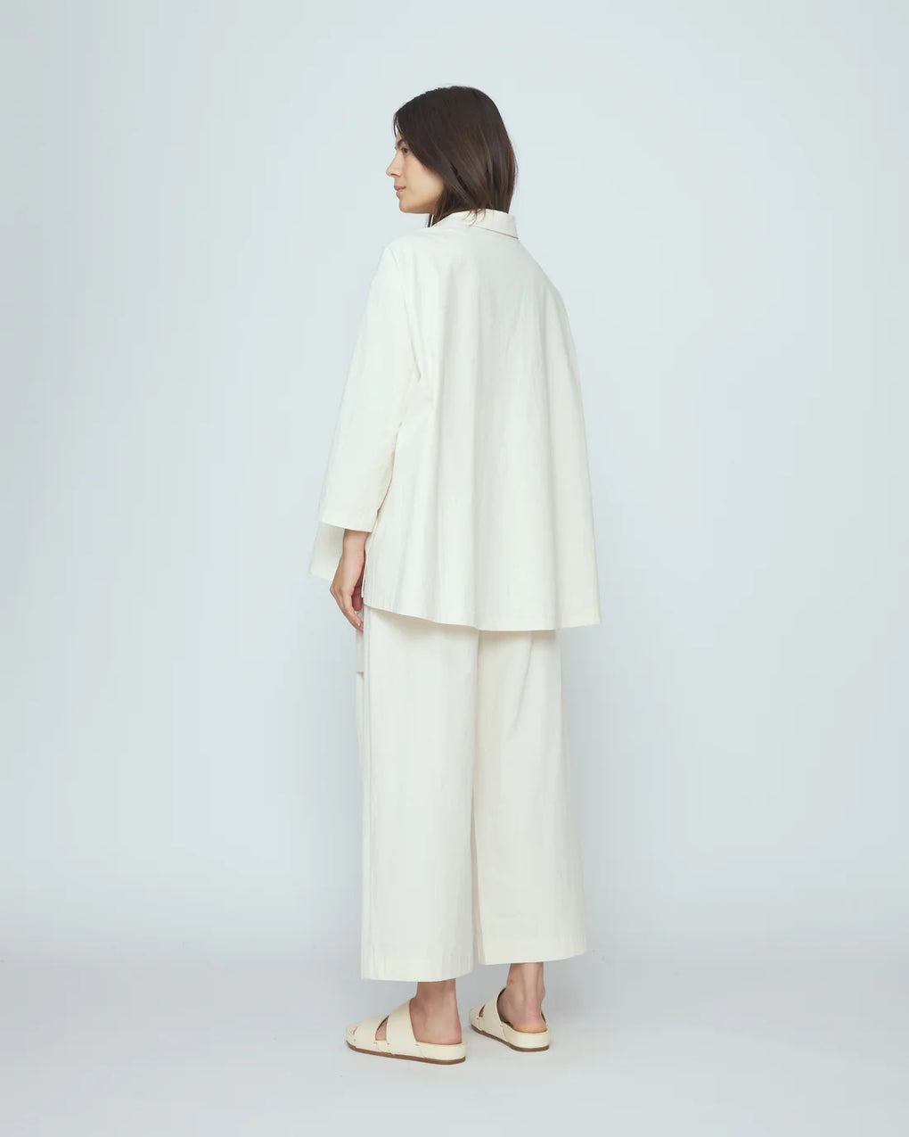 Papery 3/4 Button-Down