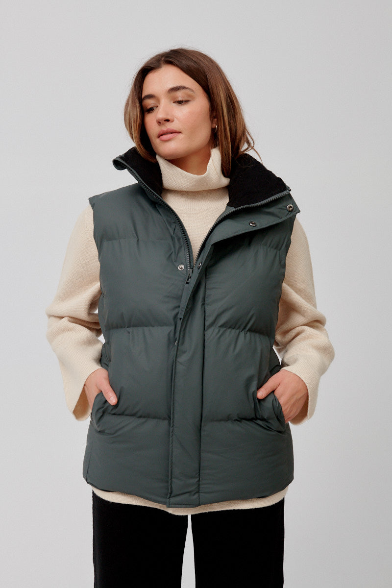 Boxy Puffer Vest