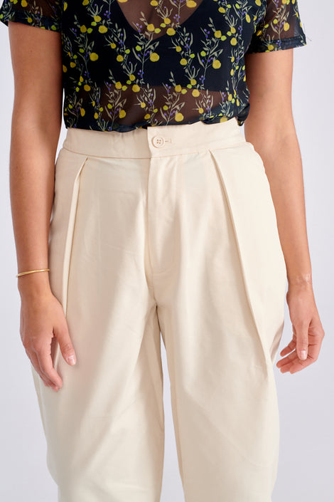7115 by Szeki Elastic Lantern Trouser-7115 by Szeki white pants-Idun-St. Paul