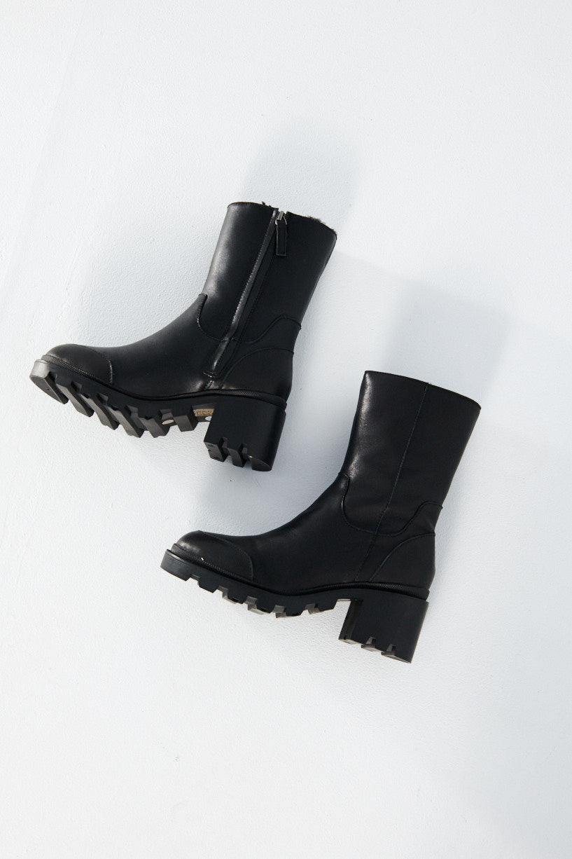 Suzanne Rae City Track Boot-Suzanne Rae lug sole boots-Suzanne Rae black winter boot-Idun-St. Paul