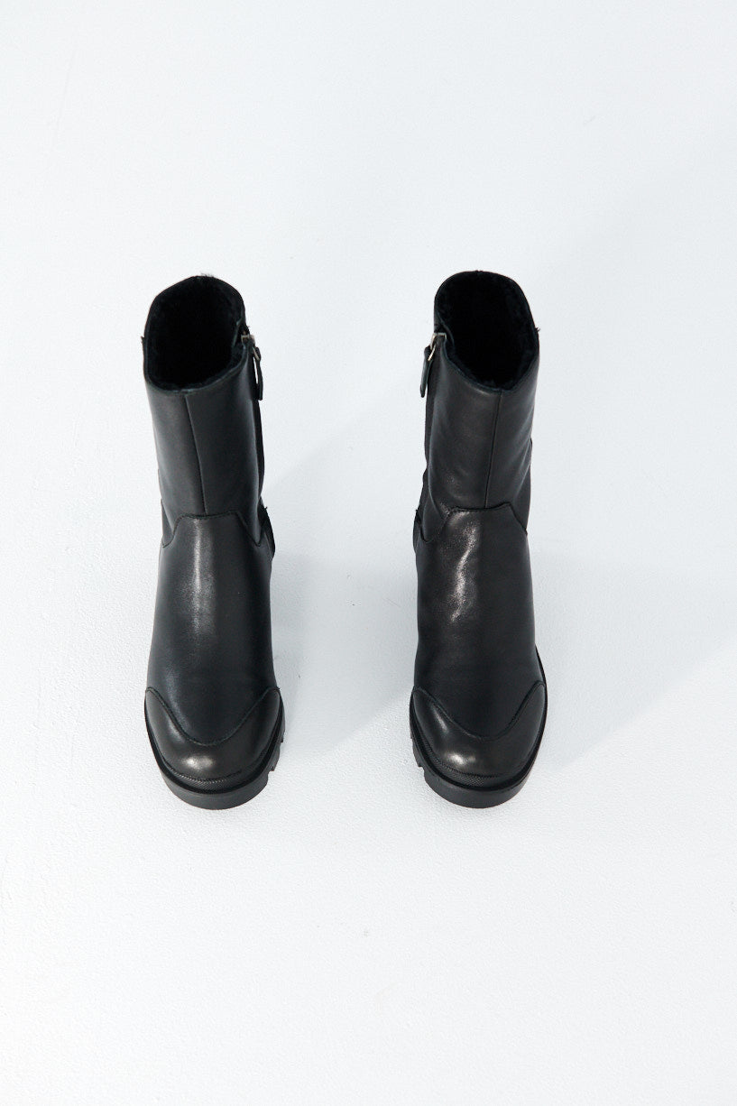 Suzanne Rae City Track Boot-Suzanne Rae lug sole boots-Suzanne Rae black winter boot-Idun-St. Paul